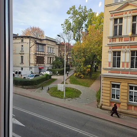 Z Antresola Stare Lejlighed *