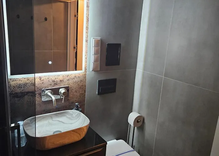 Z Antresolą Stare Appartamento Kłodzko